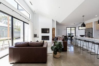 The Ultimate Pros and Cons of Polished Concrete Floors